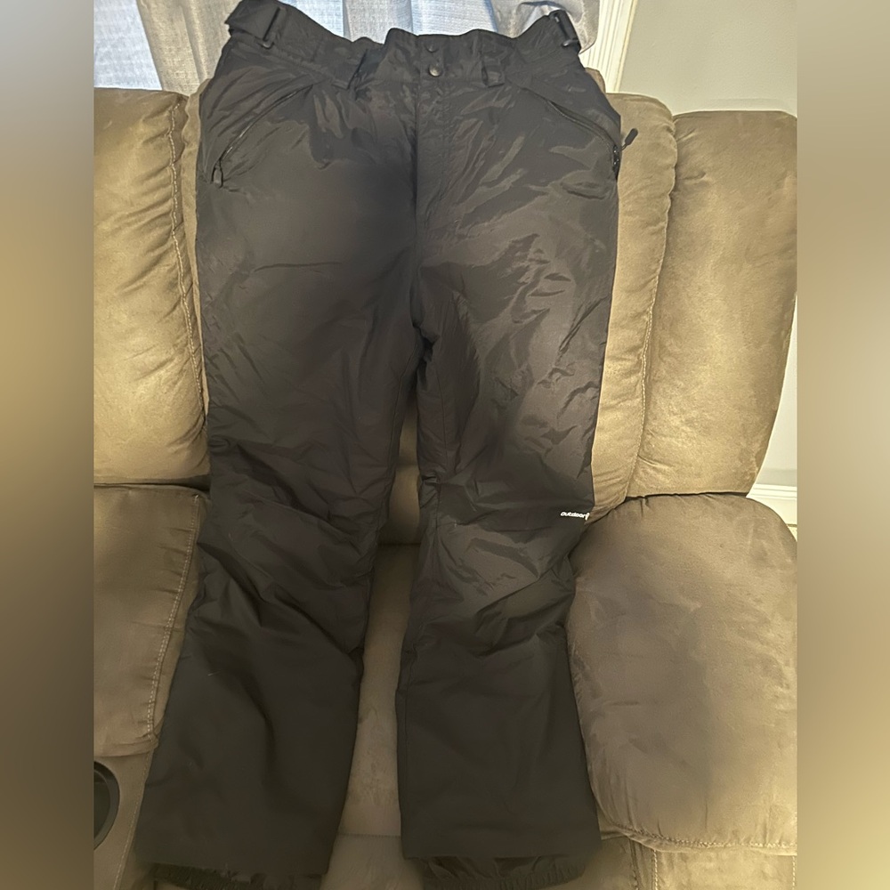 Women’s snow pants size medium